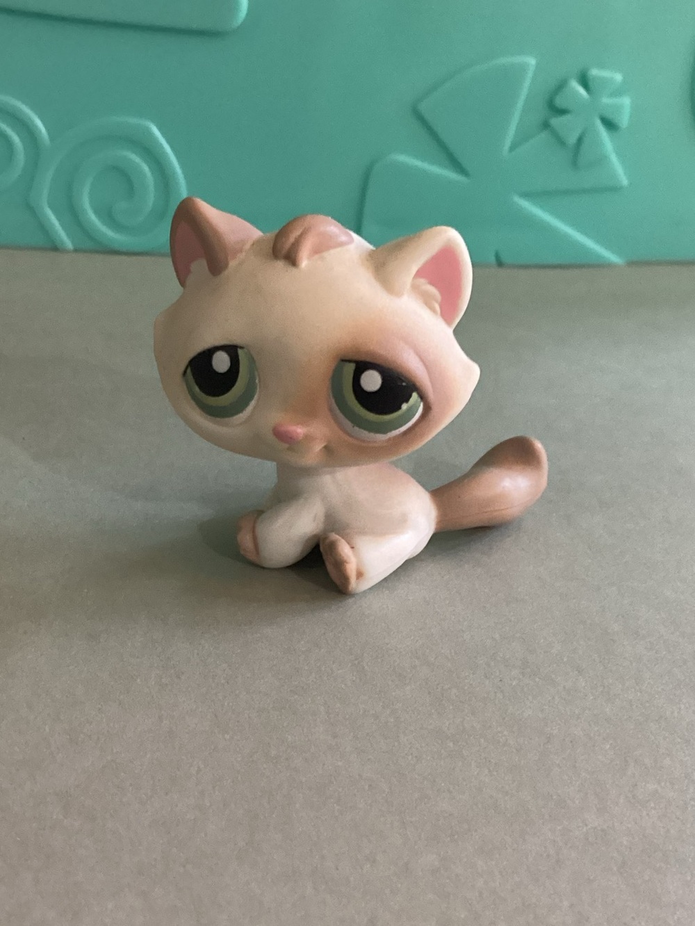 Littlest Pet Shop 2007 Kitten #401 Target Exclusive